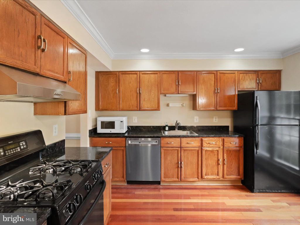 Photo of 12204 Apple Orchard Court, FAIRFAX, VA 22033 (MLS # VAFX2273626)