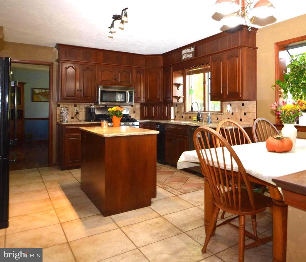 Photo of 321 Regent Drive, Lititz, PA 17543 (MLS # PALA2042254)