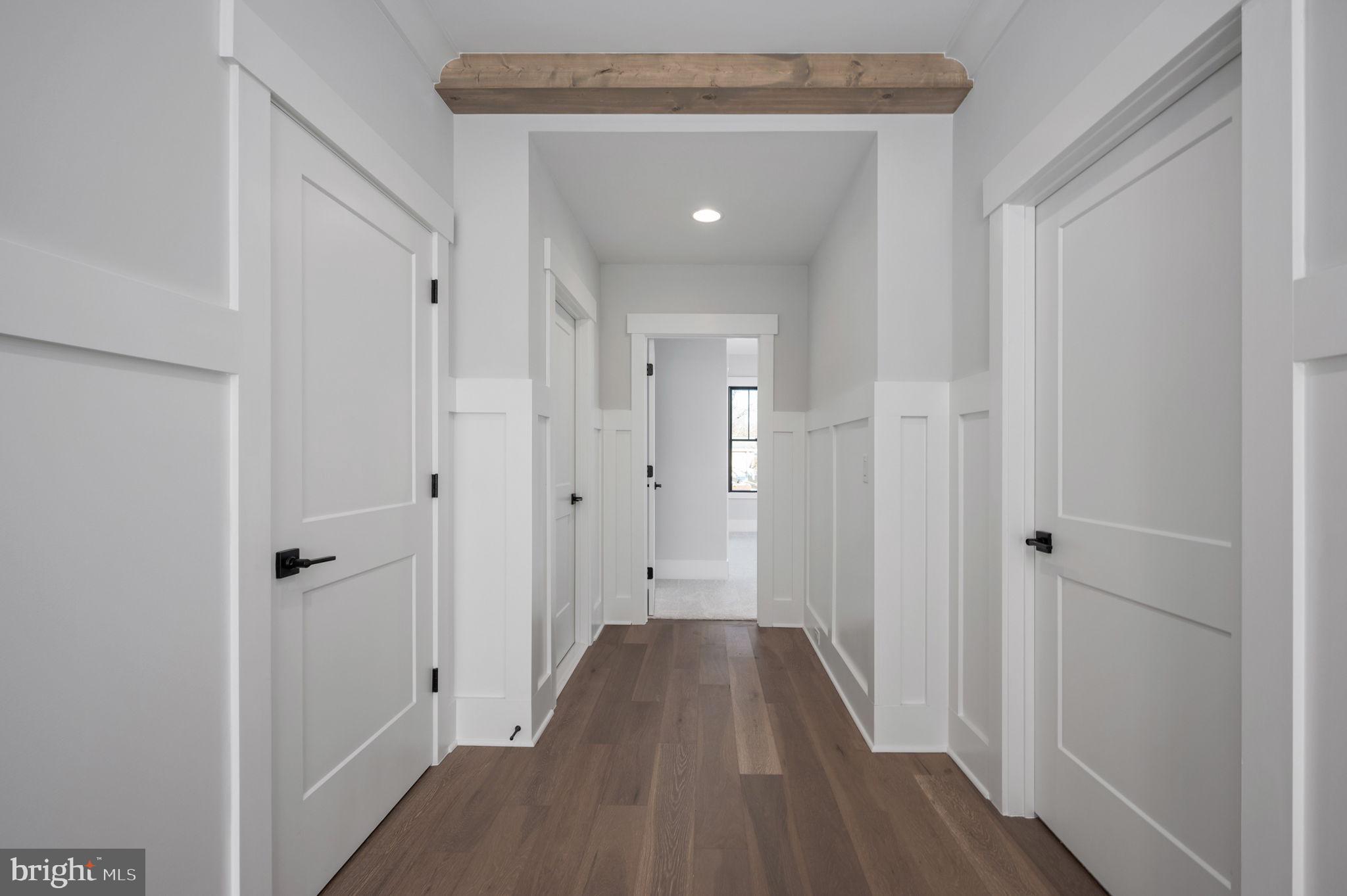 VIENNA WOODS - Residential