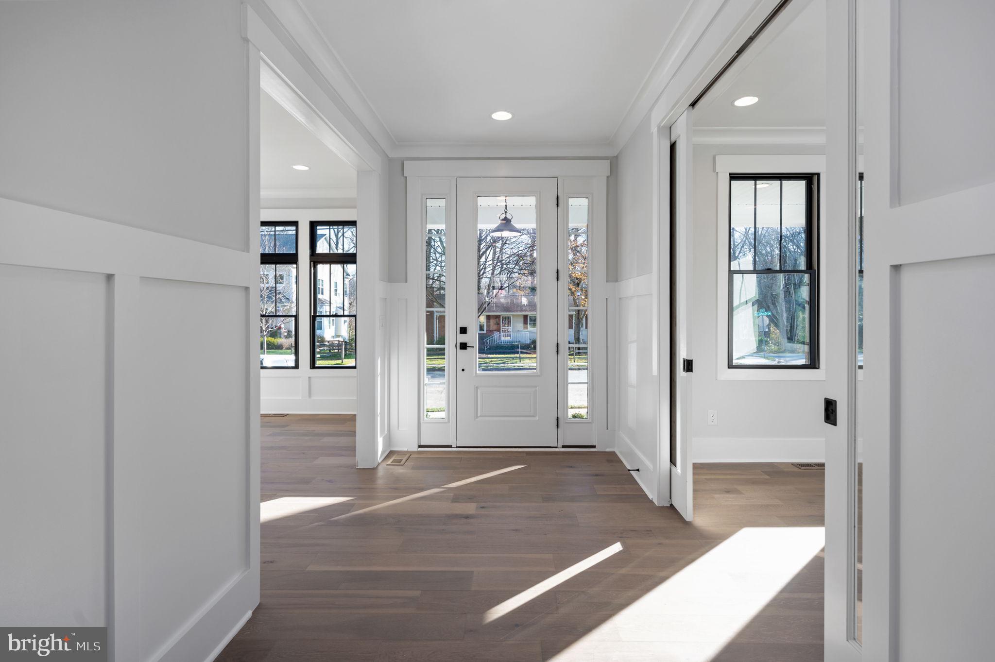 VIENNA WOODS - Residential