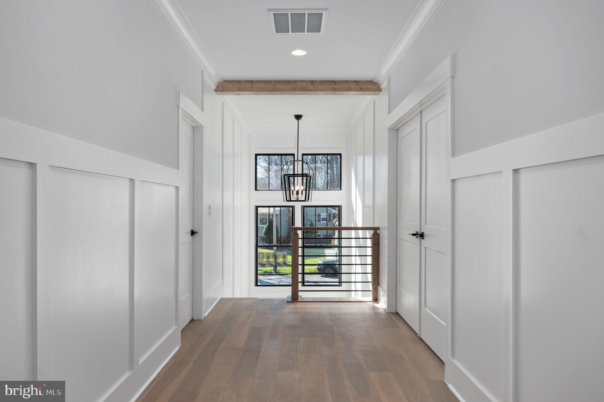 VIENNA WOODS - Residential