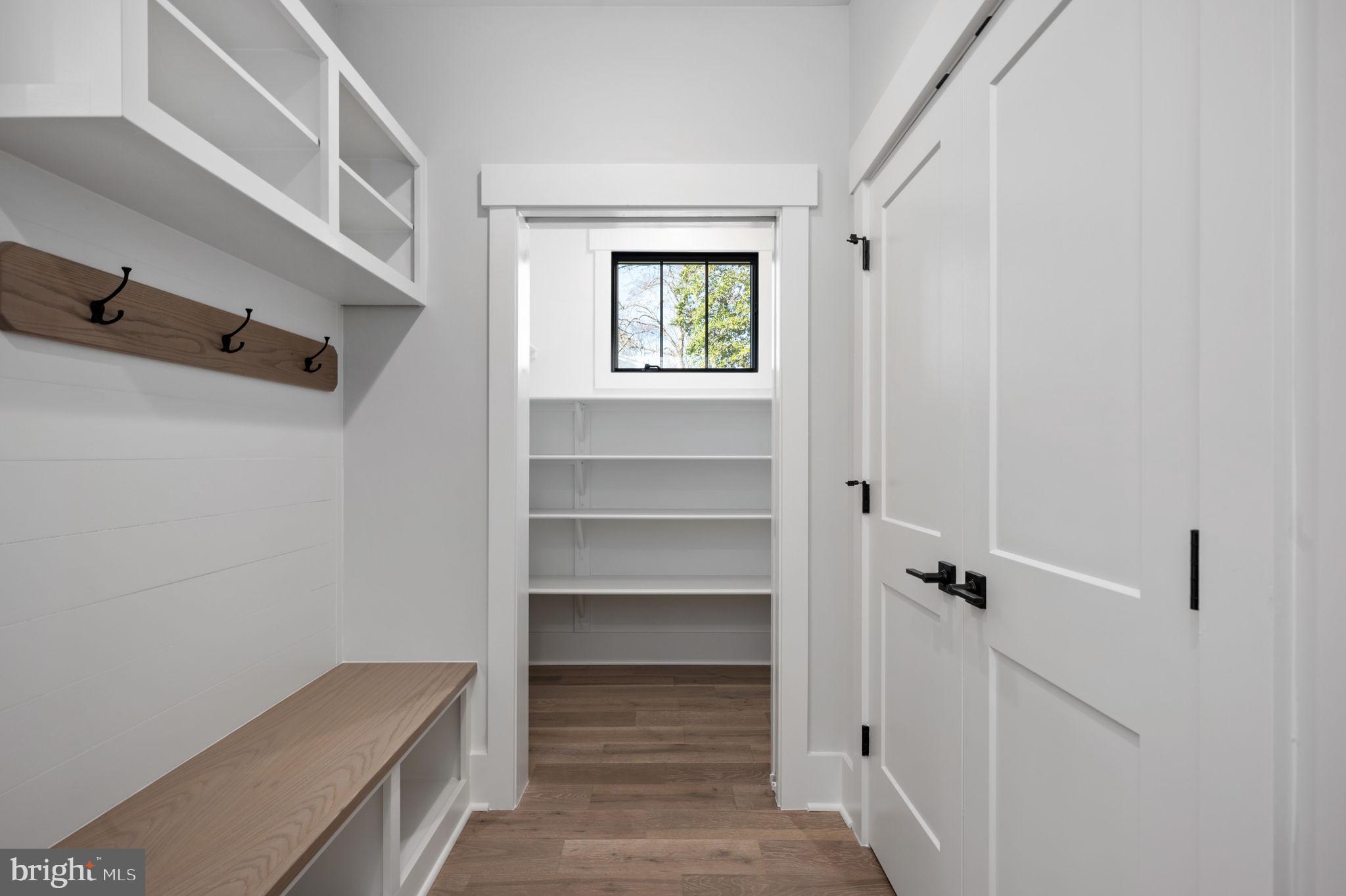 VIENNA WOODS - Residential