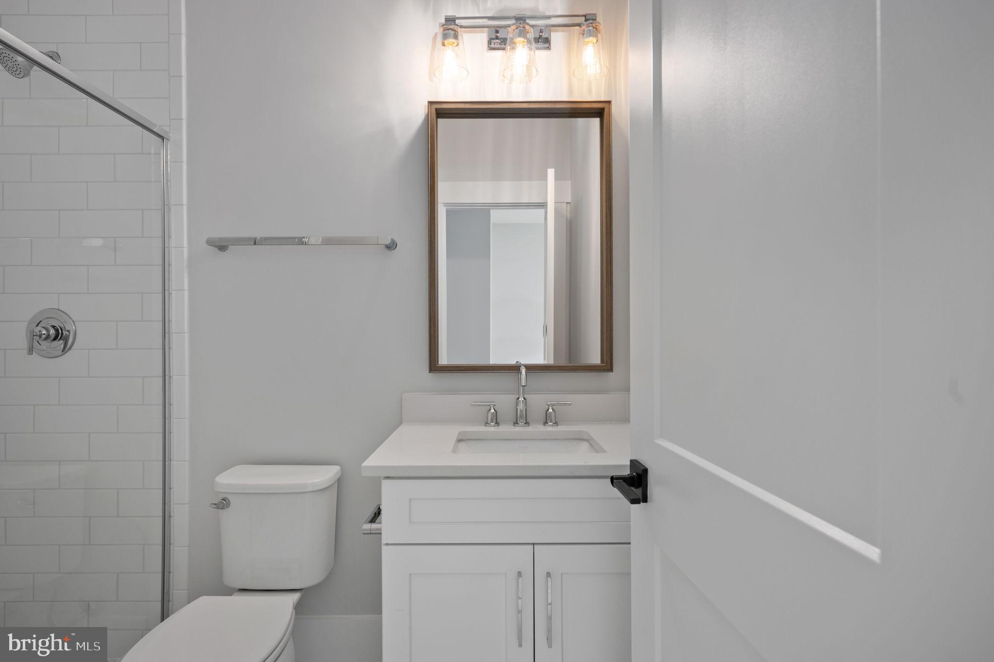 VIENNA WOODS - Residential