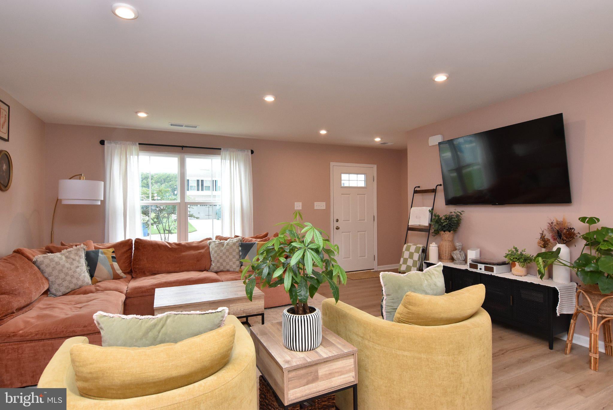 30133 CREEKVIEW CIRCLE