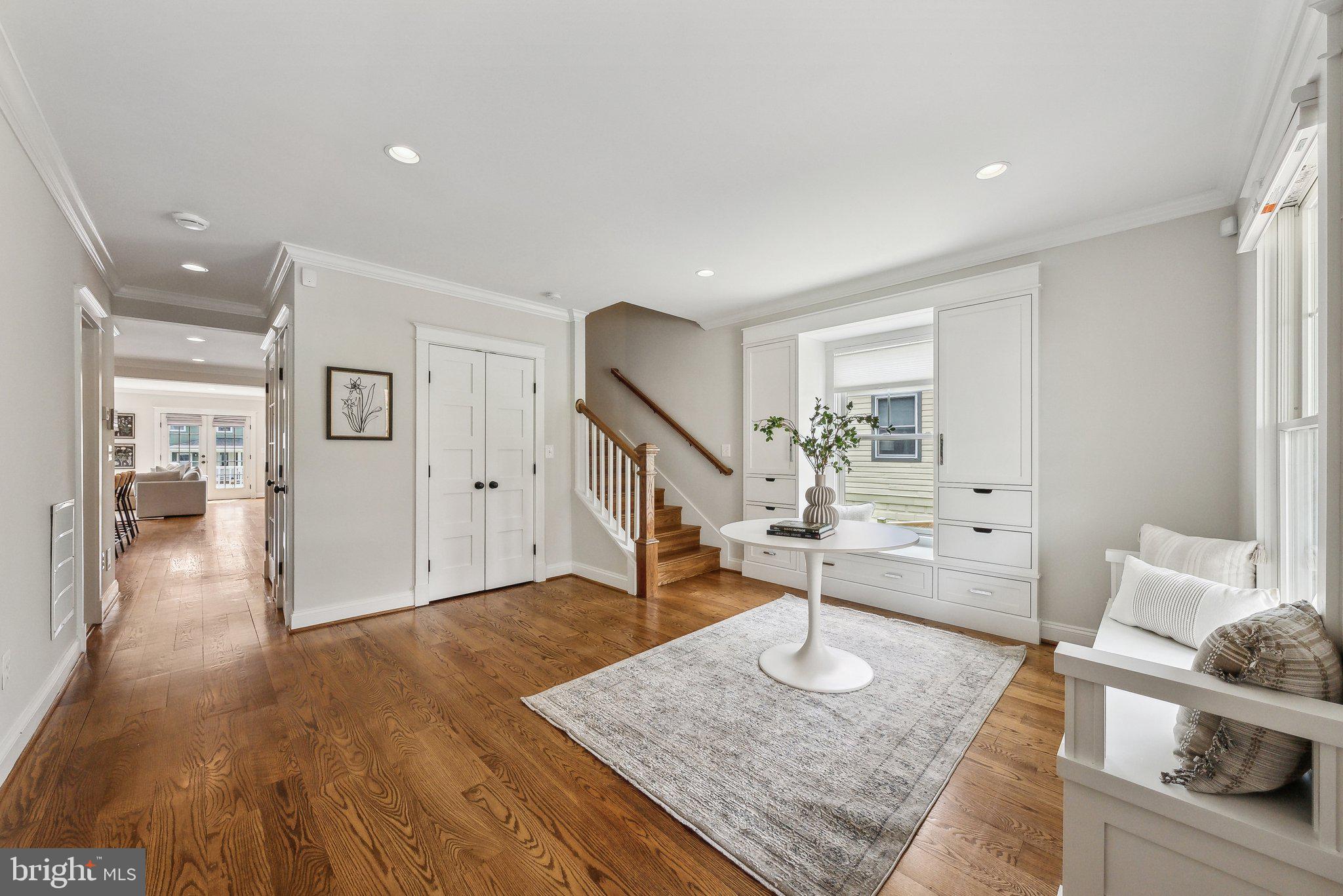 223 E MASON AVENUE