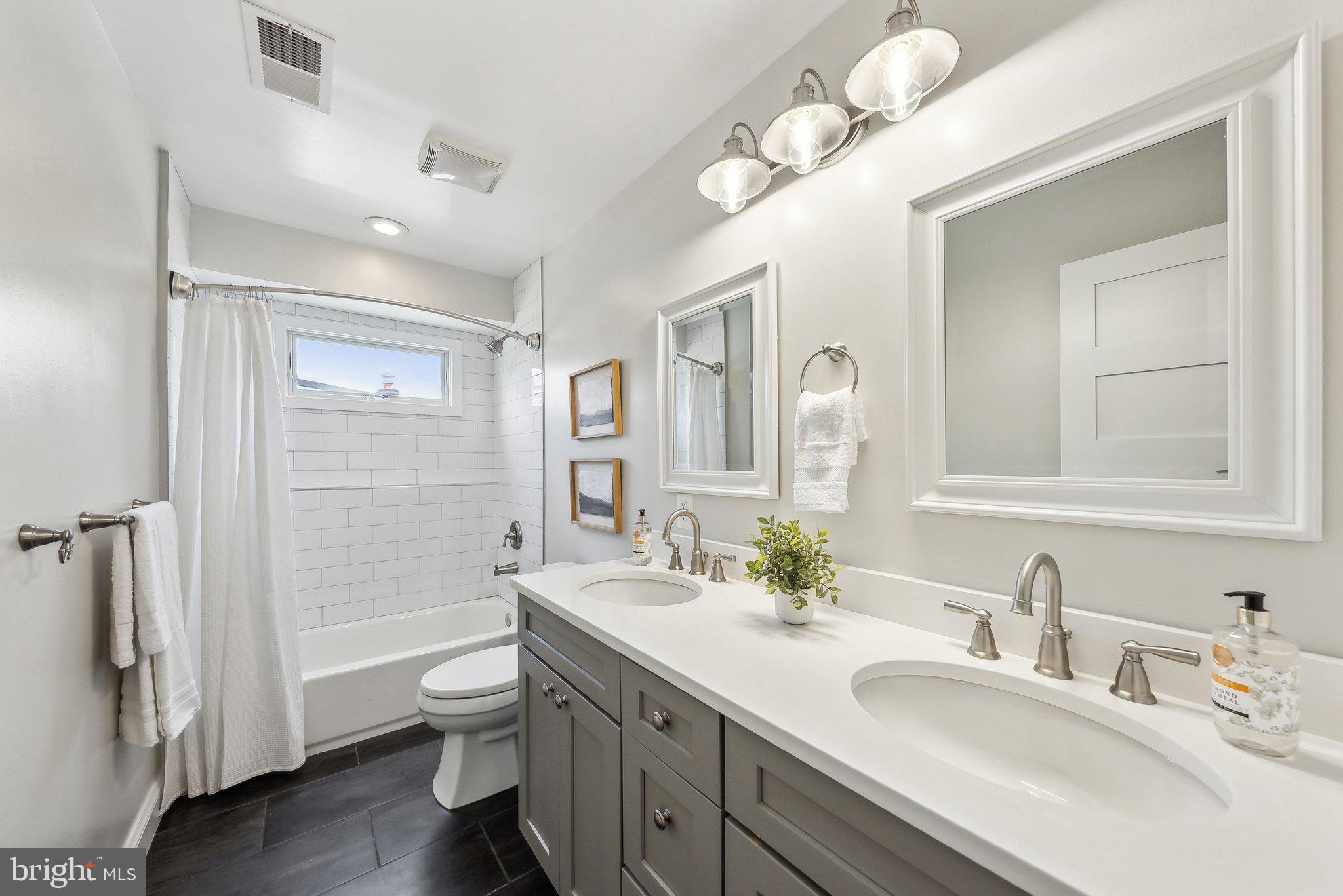 DEL RAY - Residential