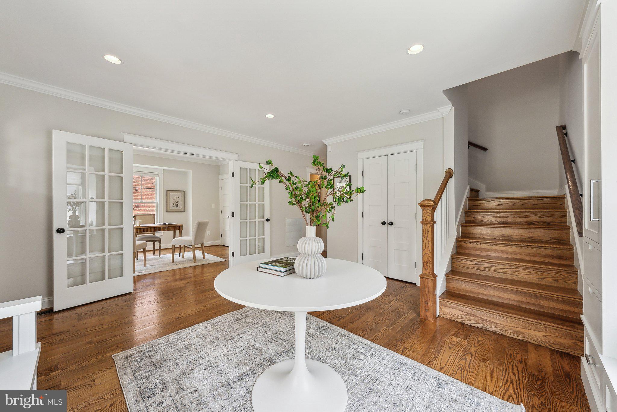 223 E MASON AVENUE