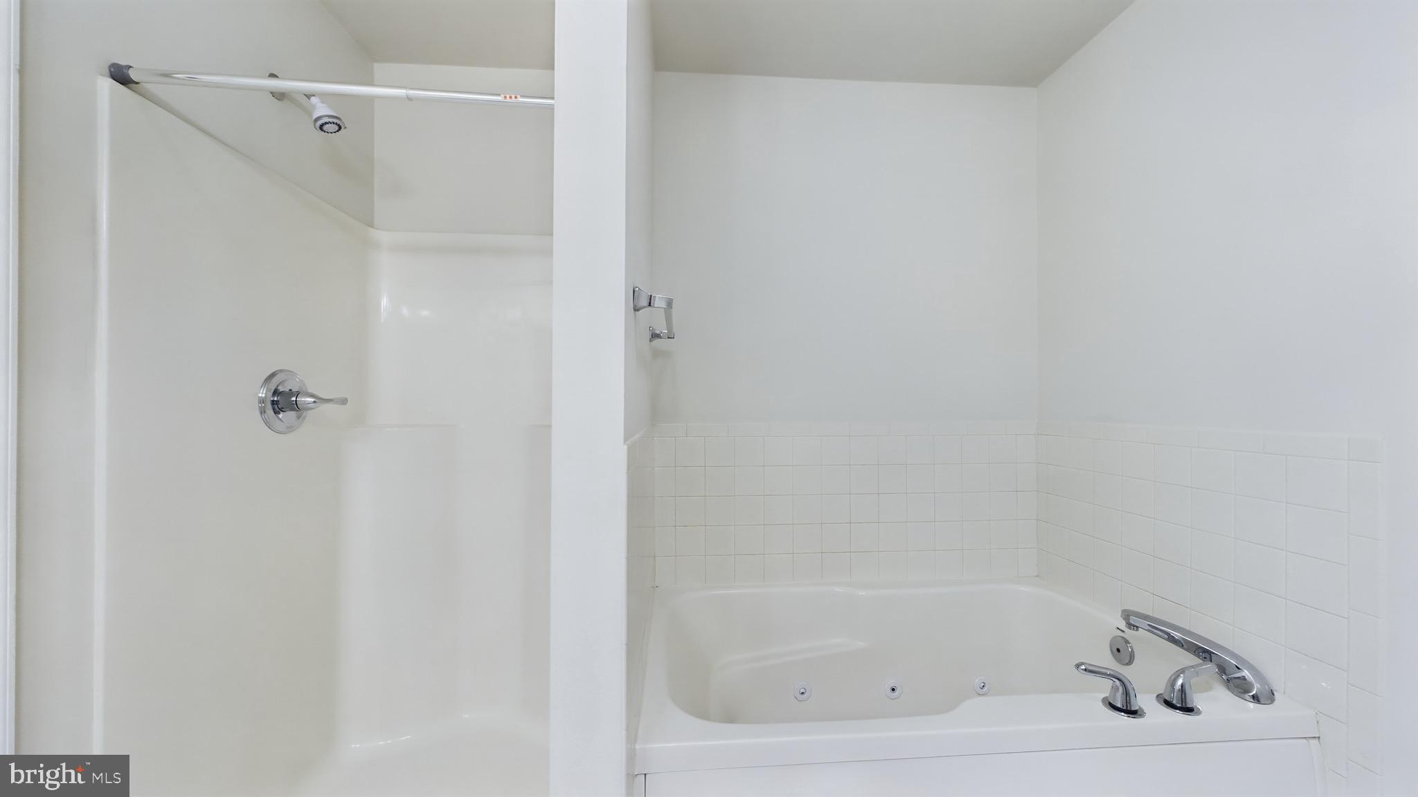 DREAMERS COVE - Residential