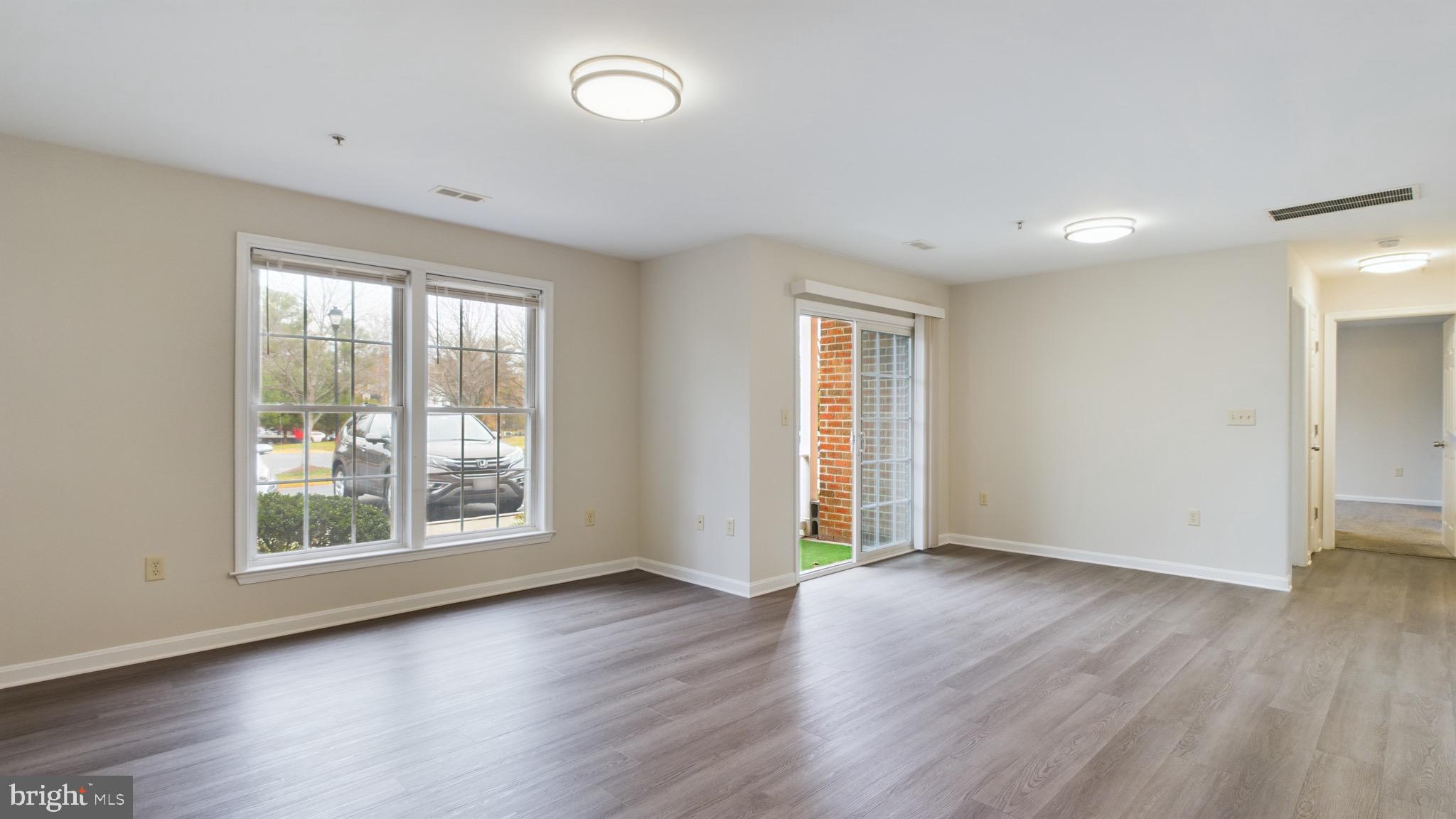 DREAMERS COVE - Residential