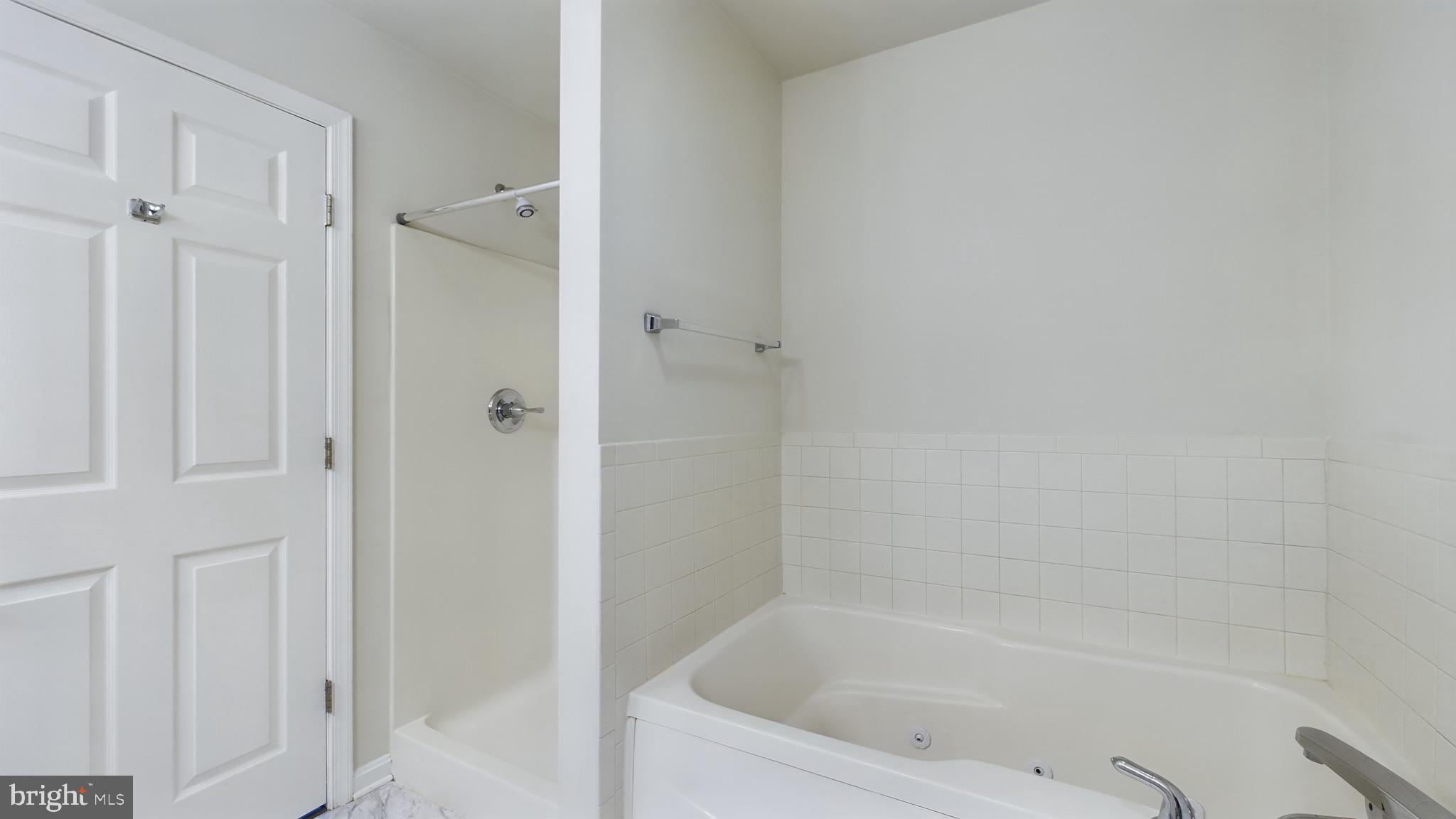 DREAMERS COVE - Residential