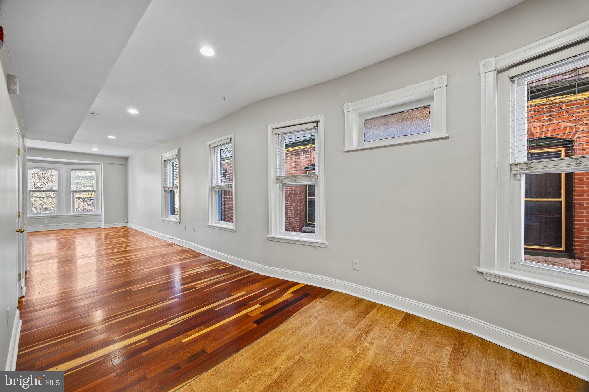 SPRUCE HILL - Residential