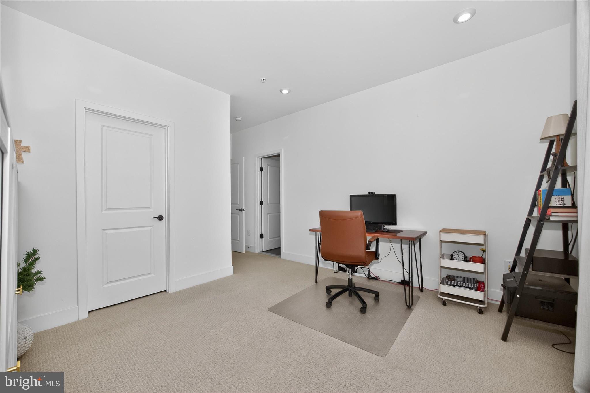 LANDSDALE - Residential