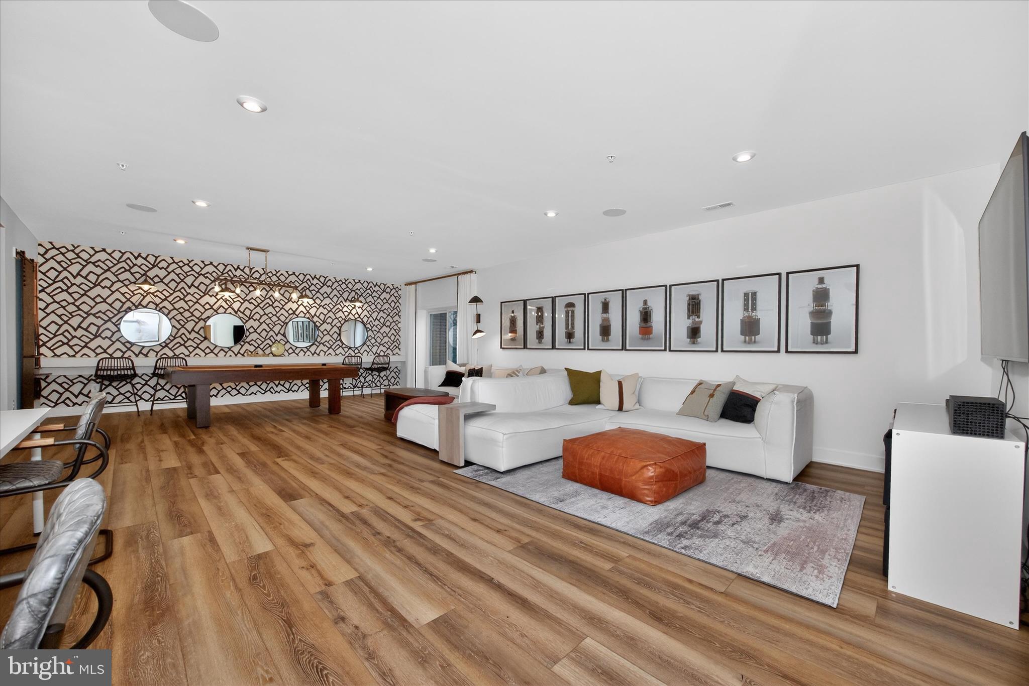 LANDSDALE - Residential