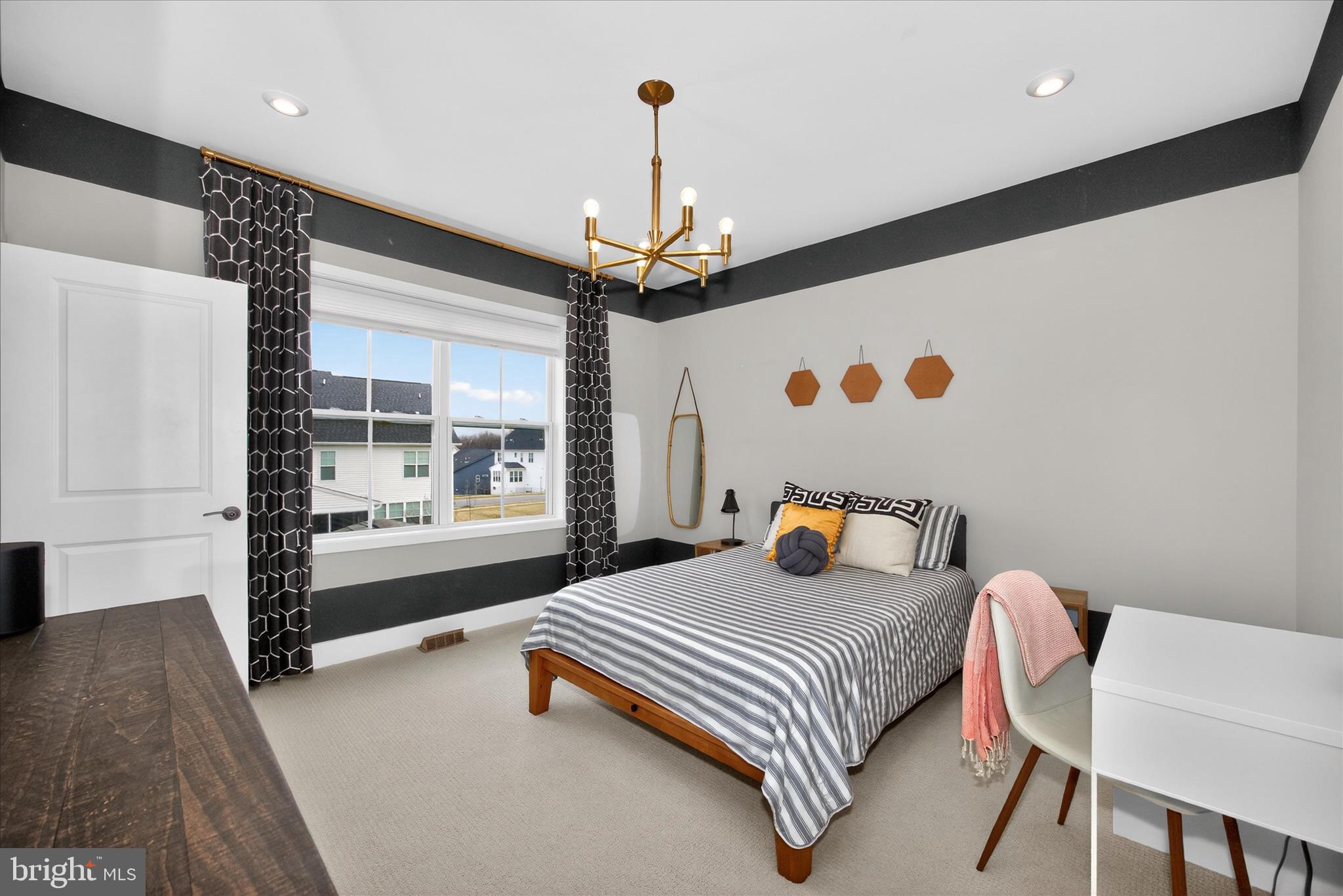 LANDSDALE - Residential