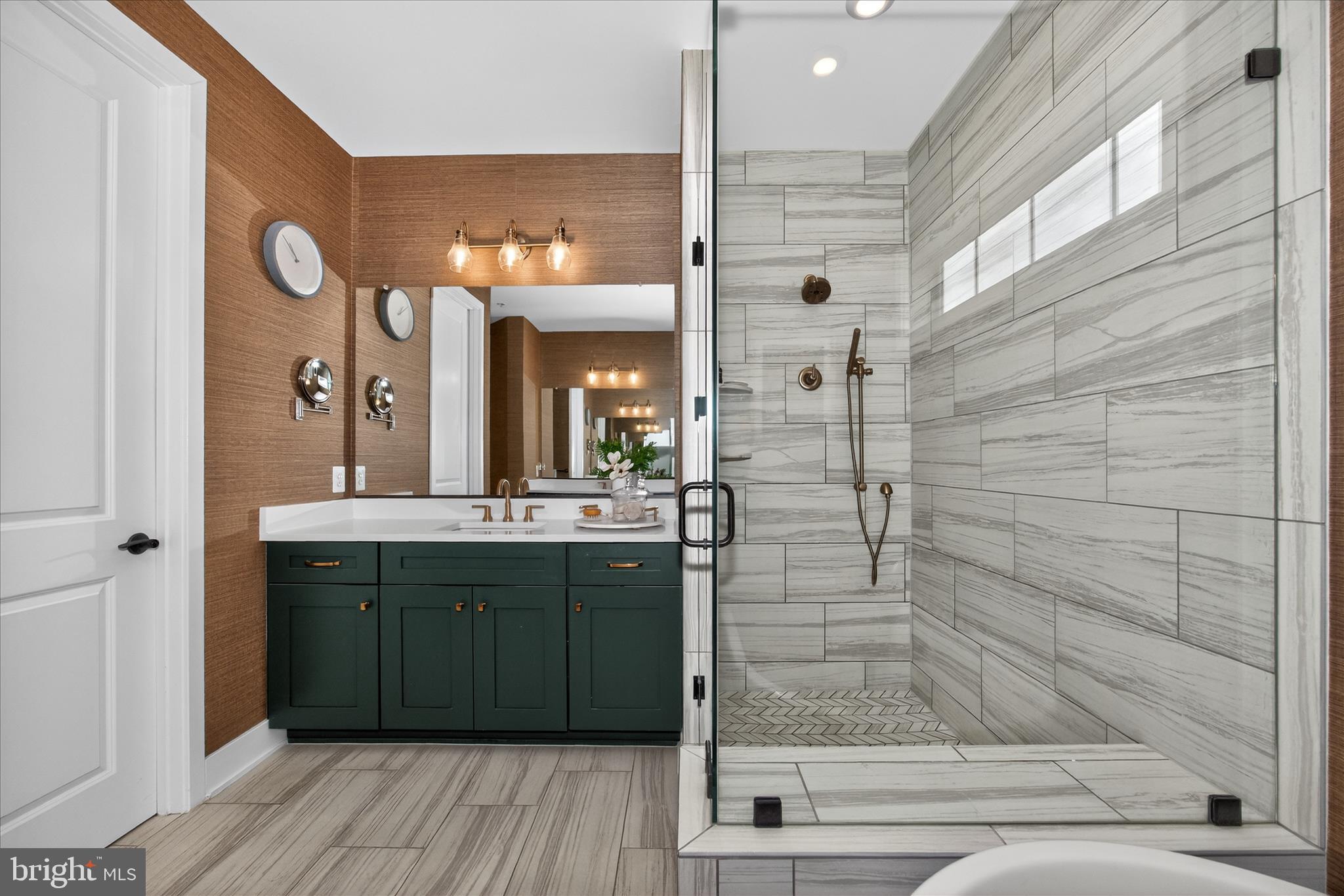 LANDSDALE - Residential