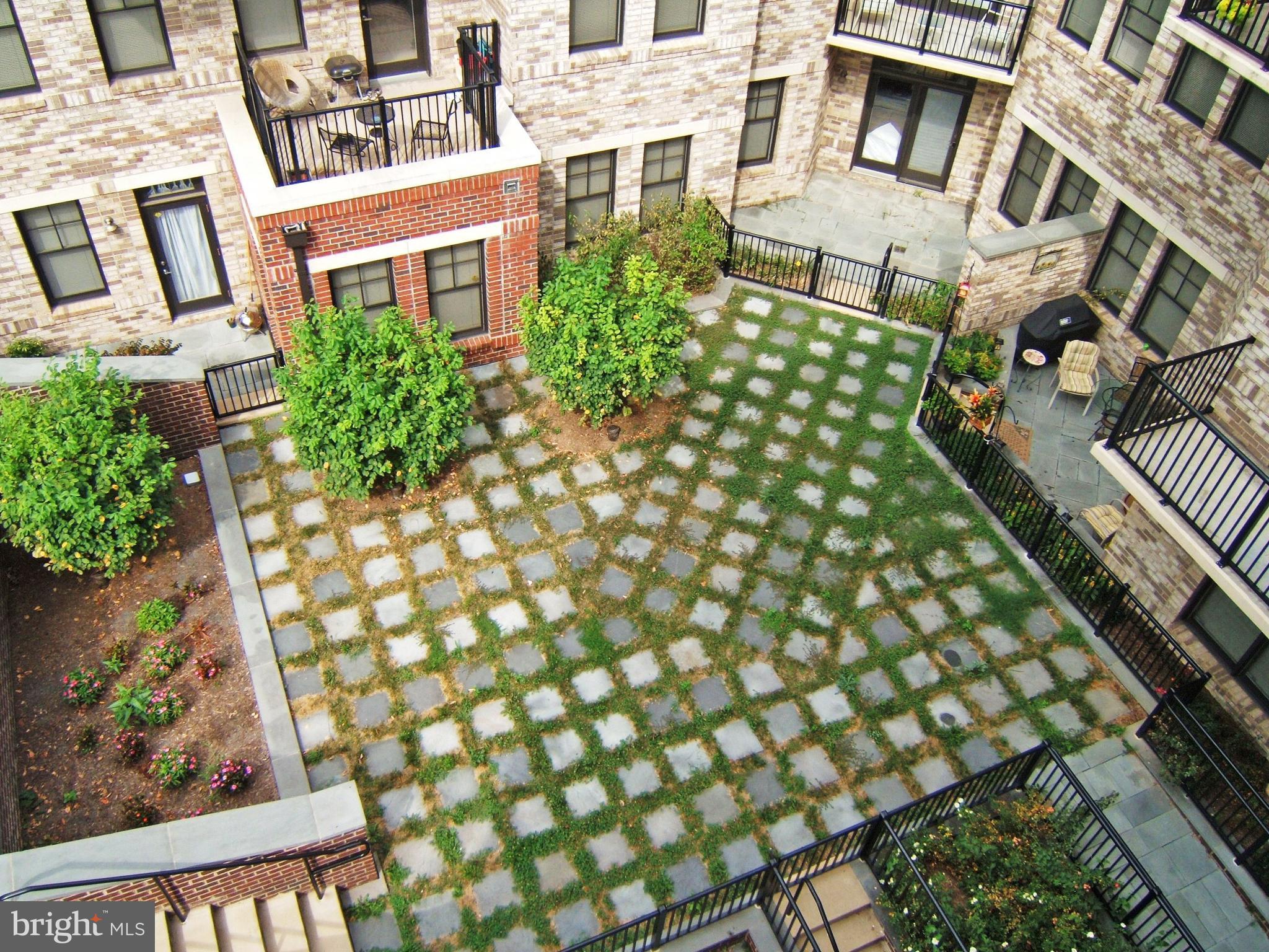 PRESTON - Residential