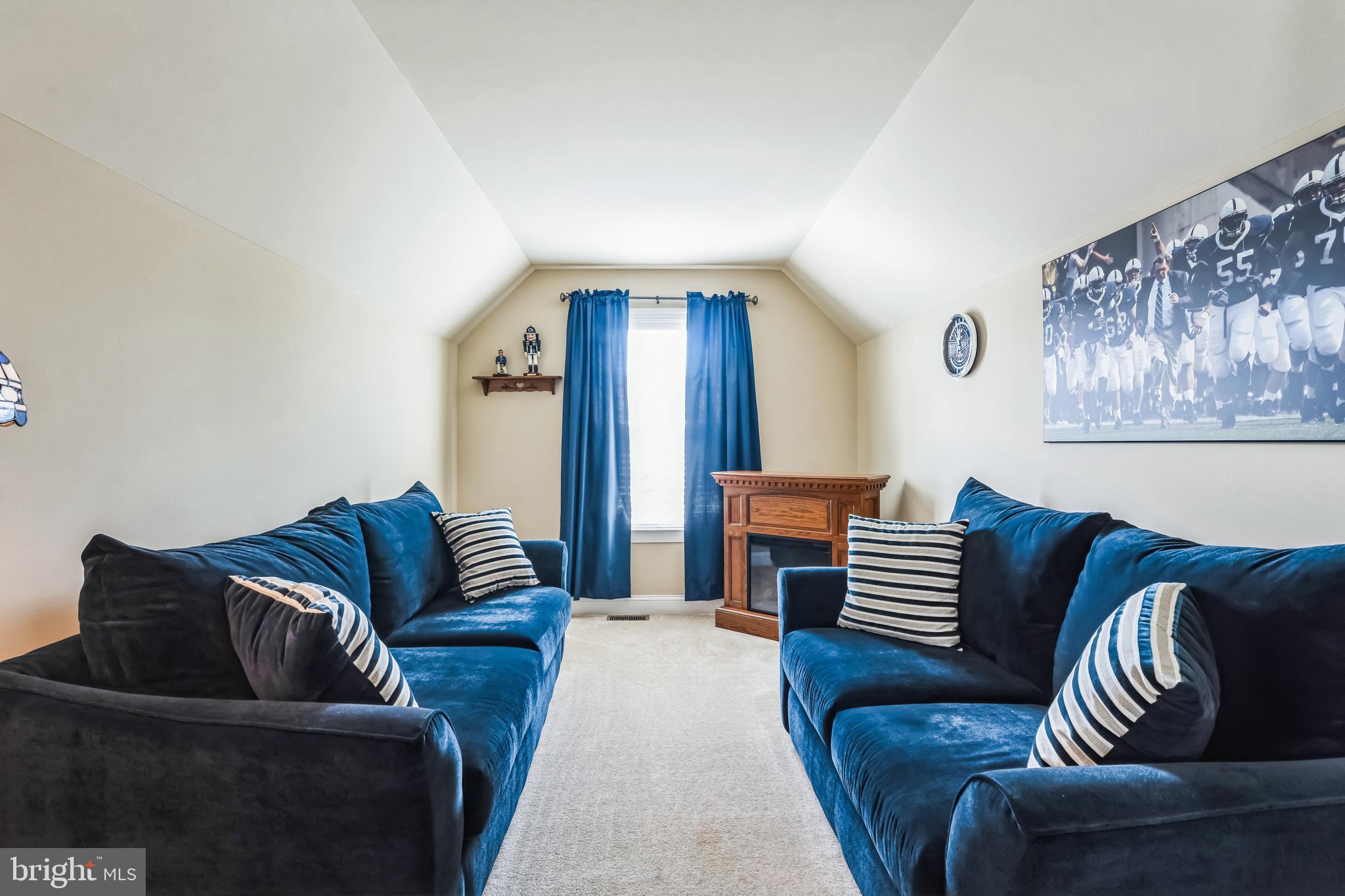 VALLEY FARM ESTATES - Residential