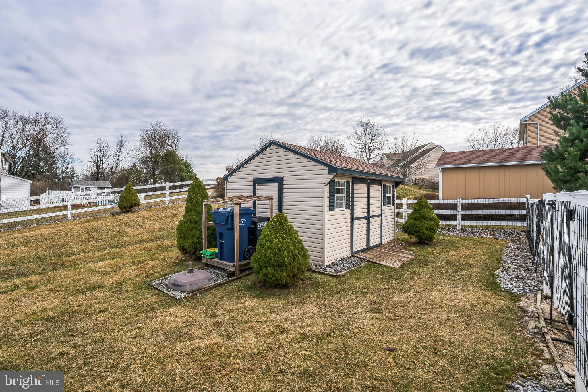 VALLEY FARM ESTATES - Residential