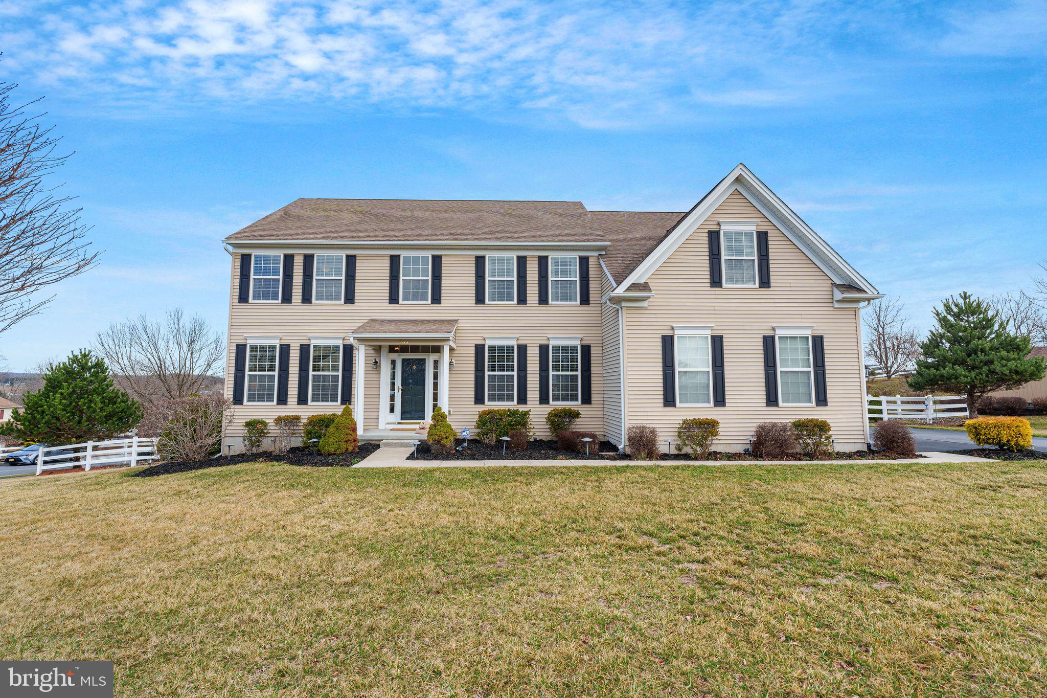 VALLEY FARM ESTATES - Residential