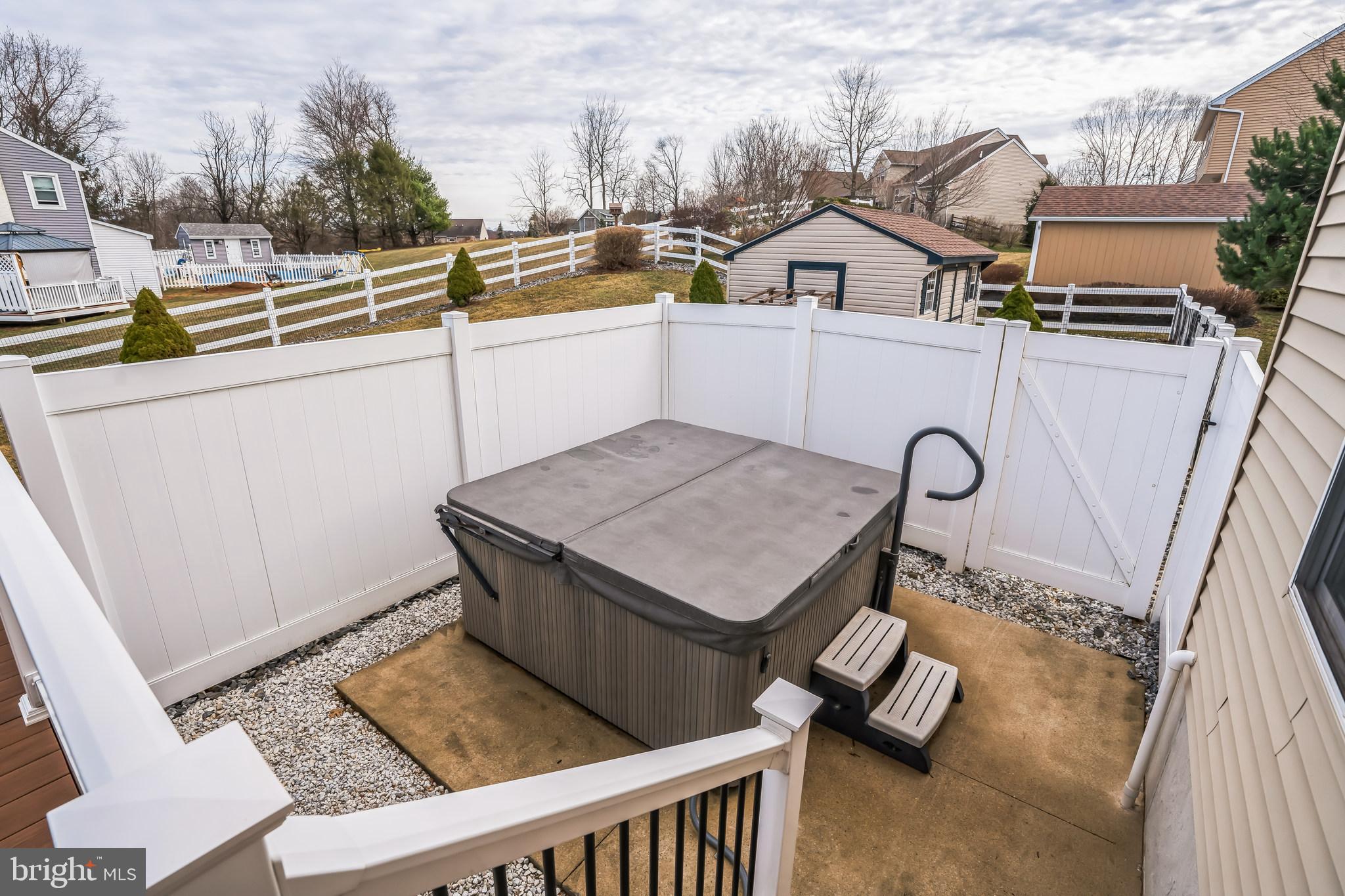 VALLEY FARM ESTATES - Residential