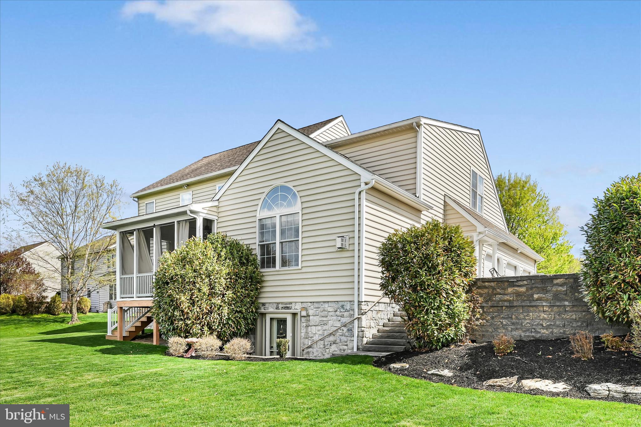 VIOLETS PATH - Residential