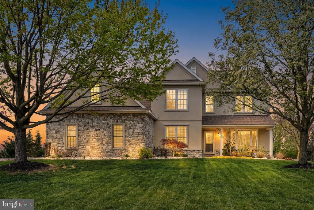 Photo of 37 Violets Path, ELIZABETHTOWN, PA 17022 (MLS # PALA2086328)