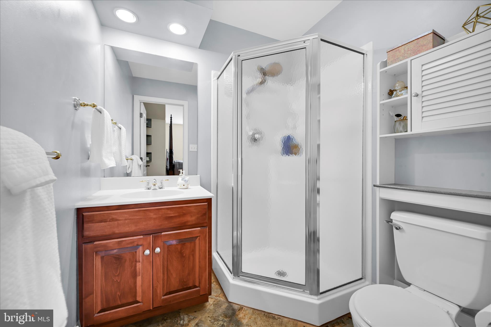 VIOLETS PATH - Residential