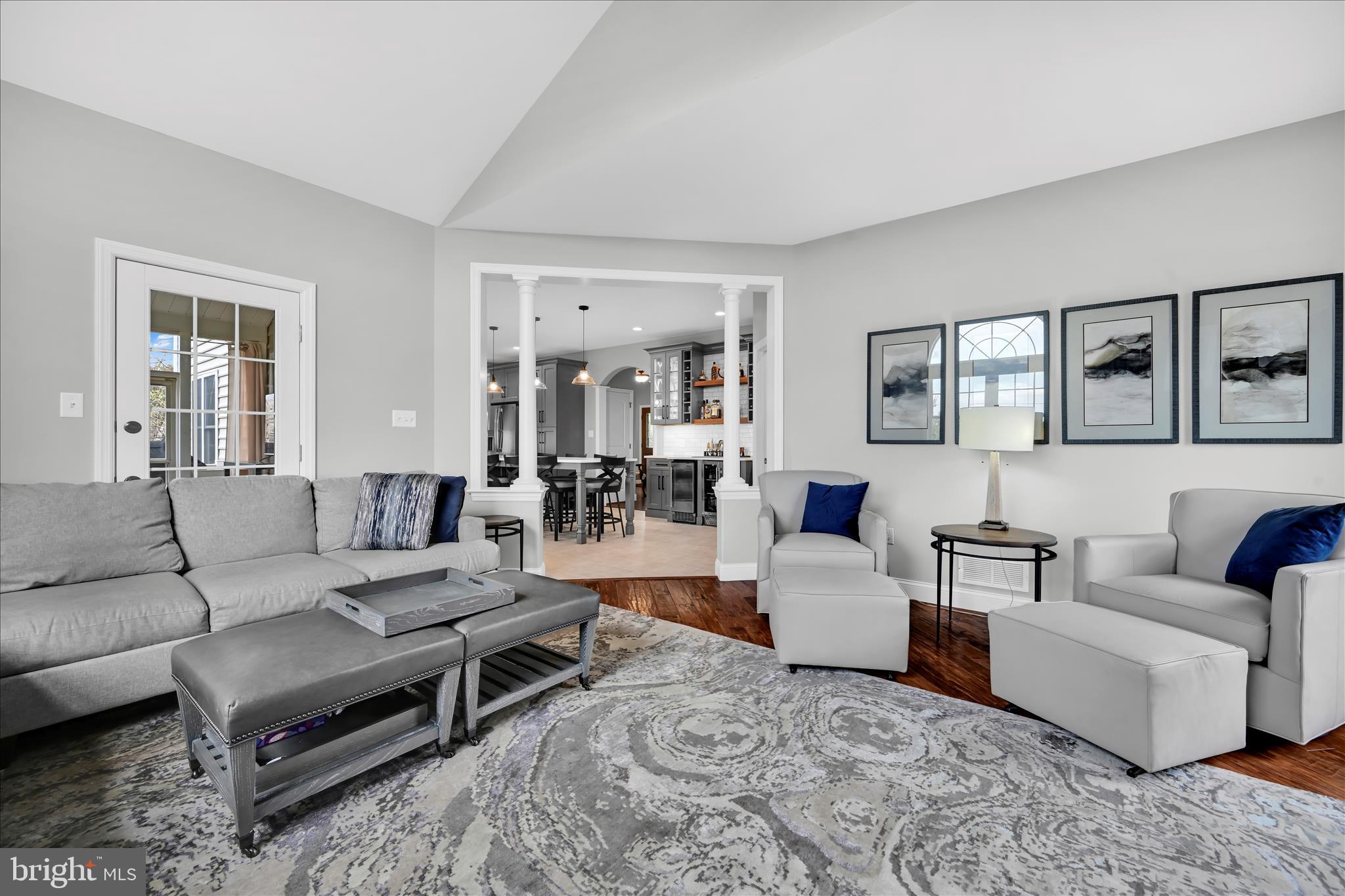 VIOLETS PATH - Residential