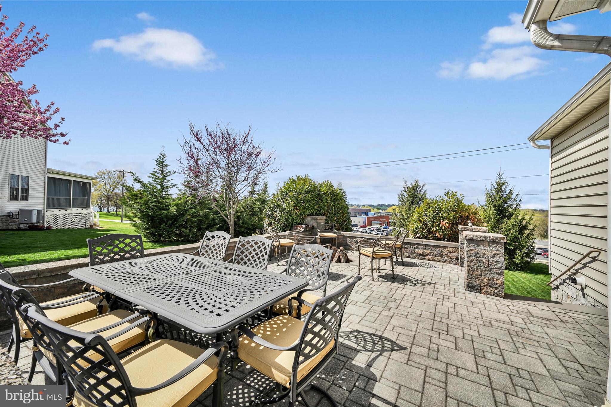 VIOLETS PATH - Residential