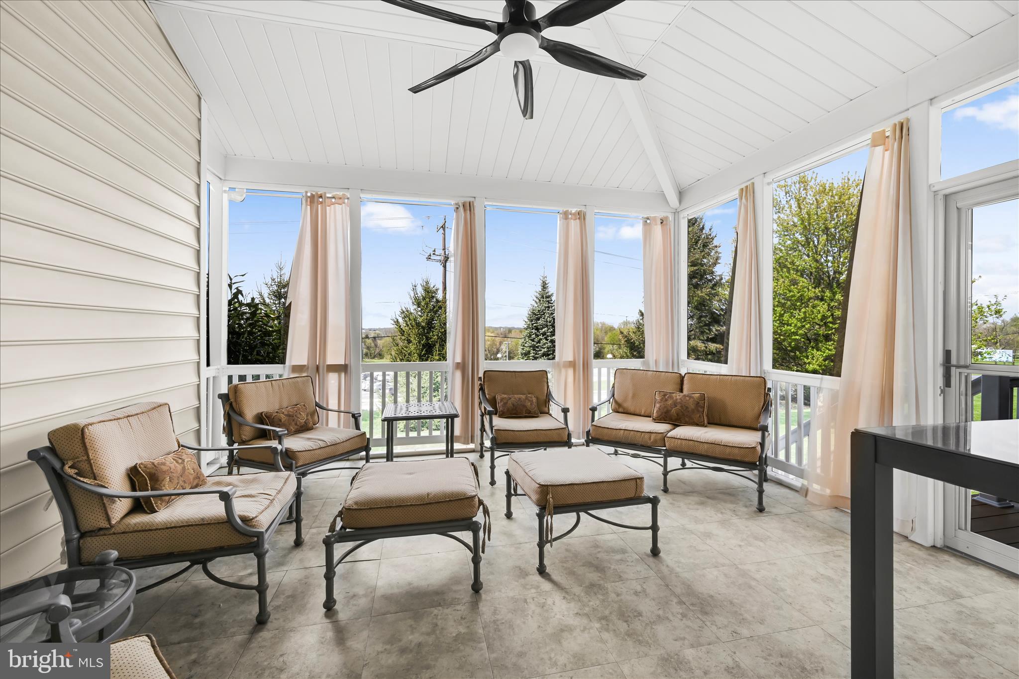 VIOLETS PATH - Residential