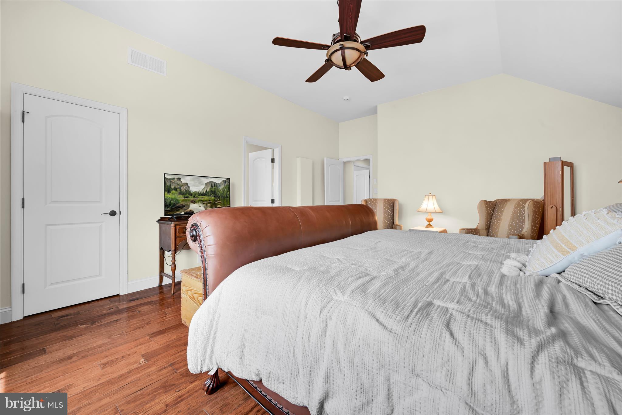 VIOLETS PATH - Residential