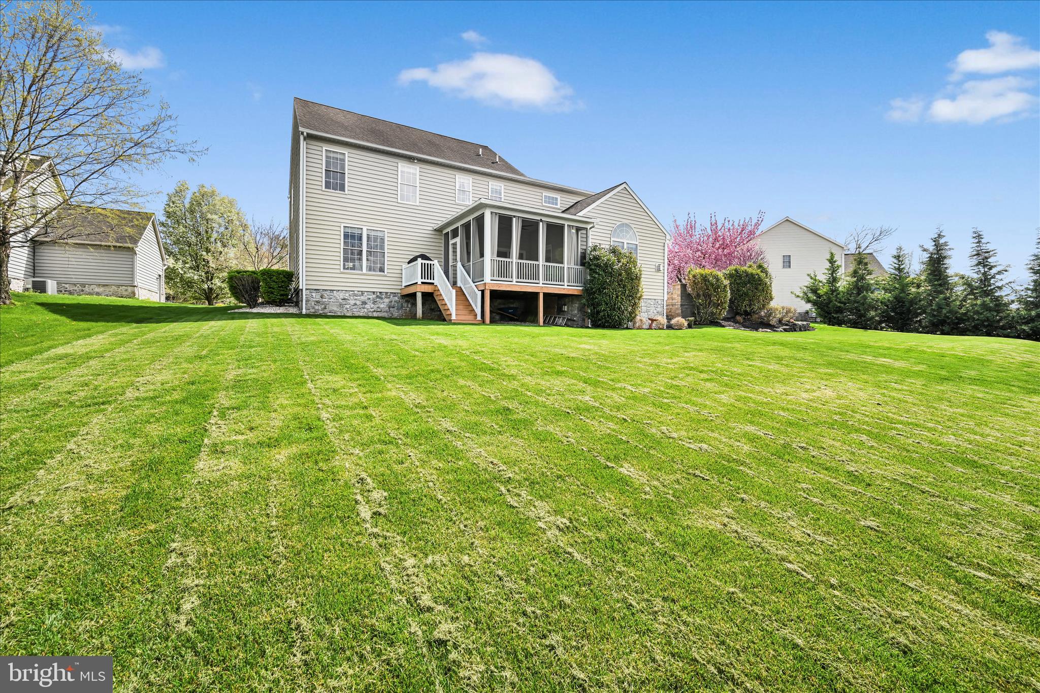 VIOLETS PATH - Residential