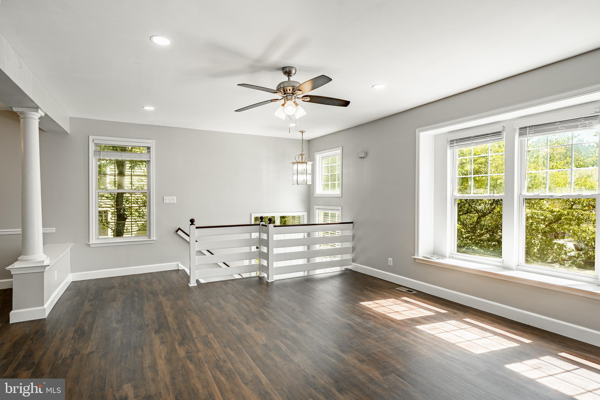 CHARLESTOWN OAKS - Residential