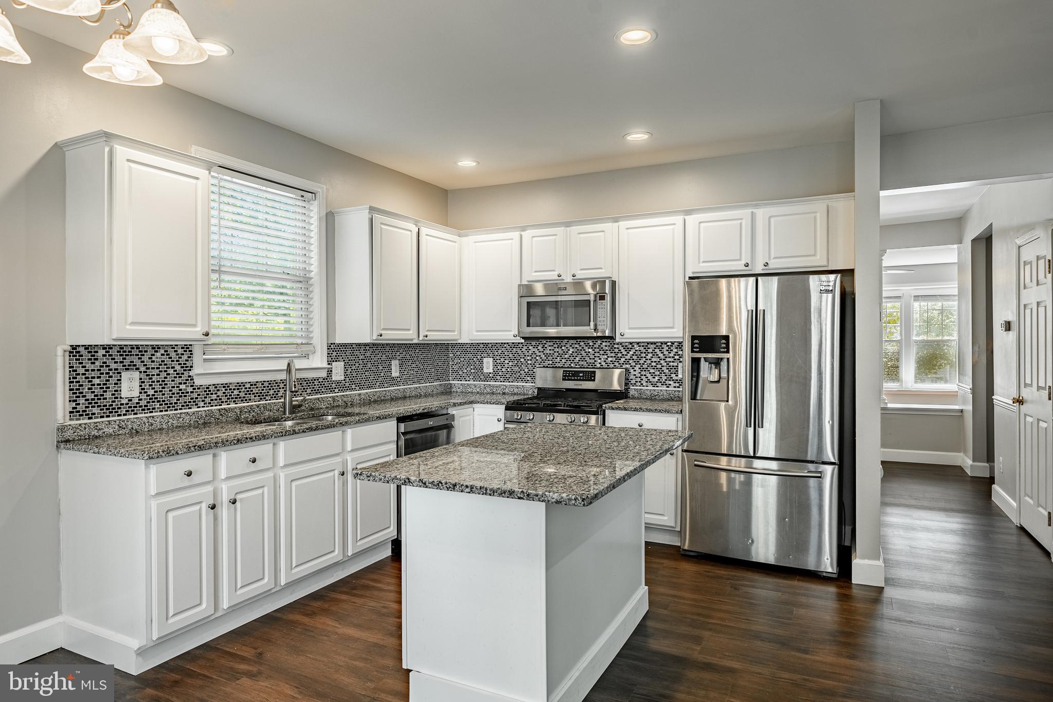 CHARLESTOWN OAKS - Residential