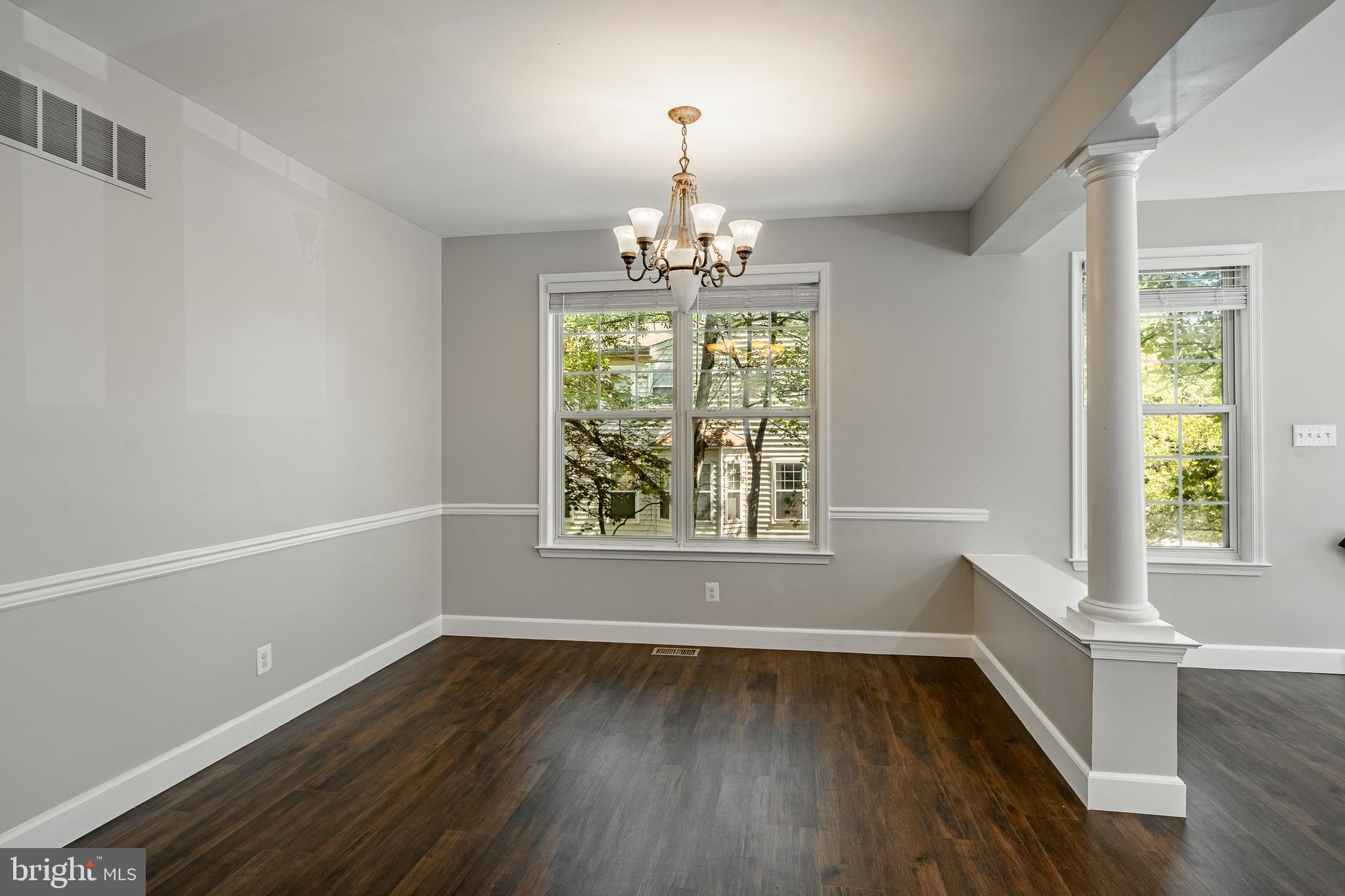 CHARLESTOWN OAKS - Residential