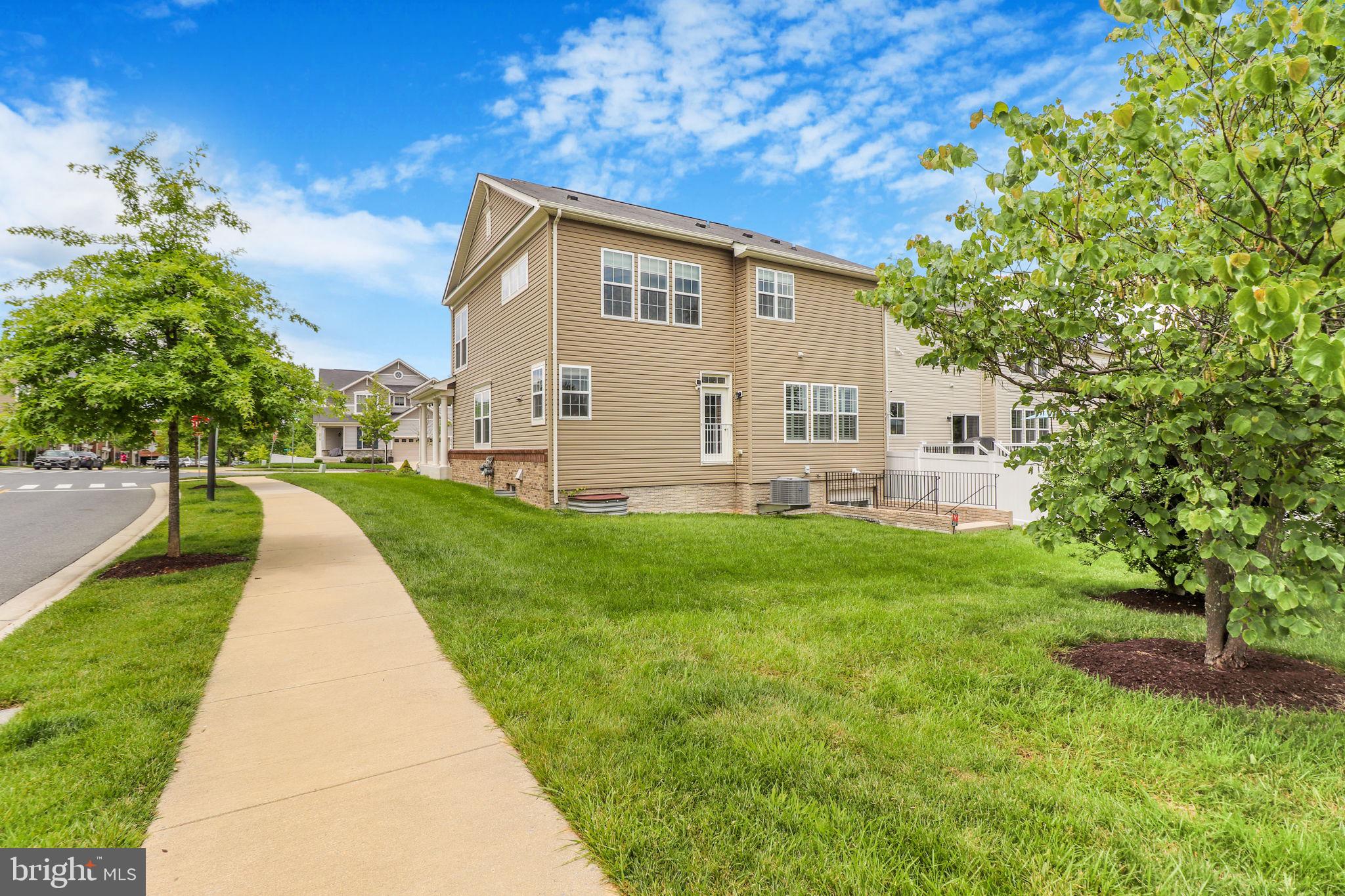 NORBECK CROSSING - Residential