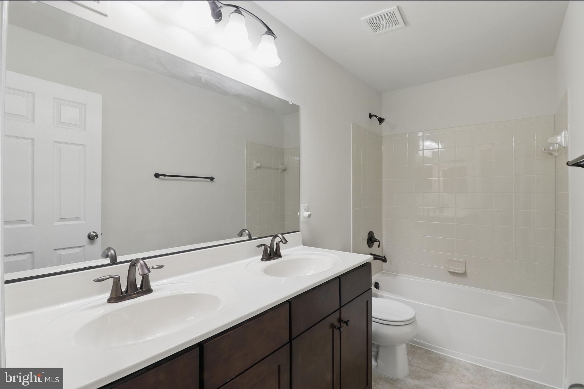 NORBECK CROSSING - Residential