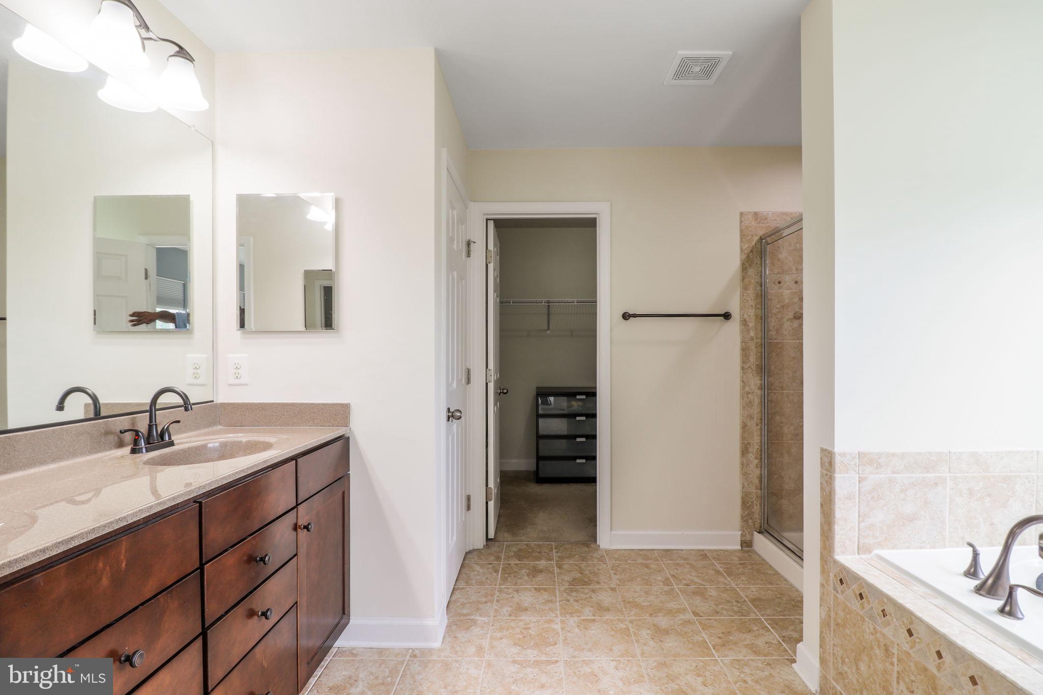 NORBECK CROSSING - Residential