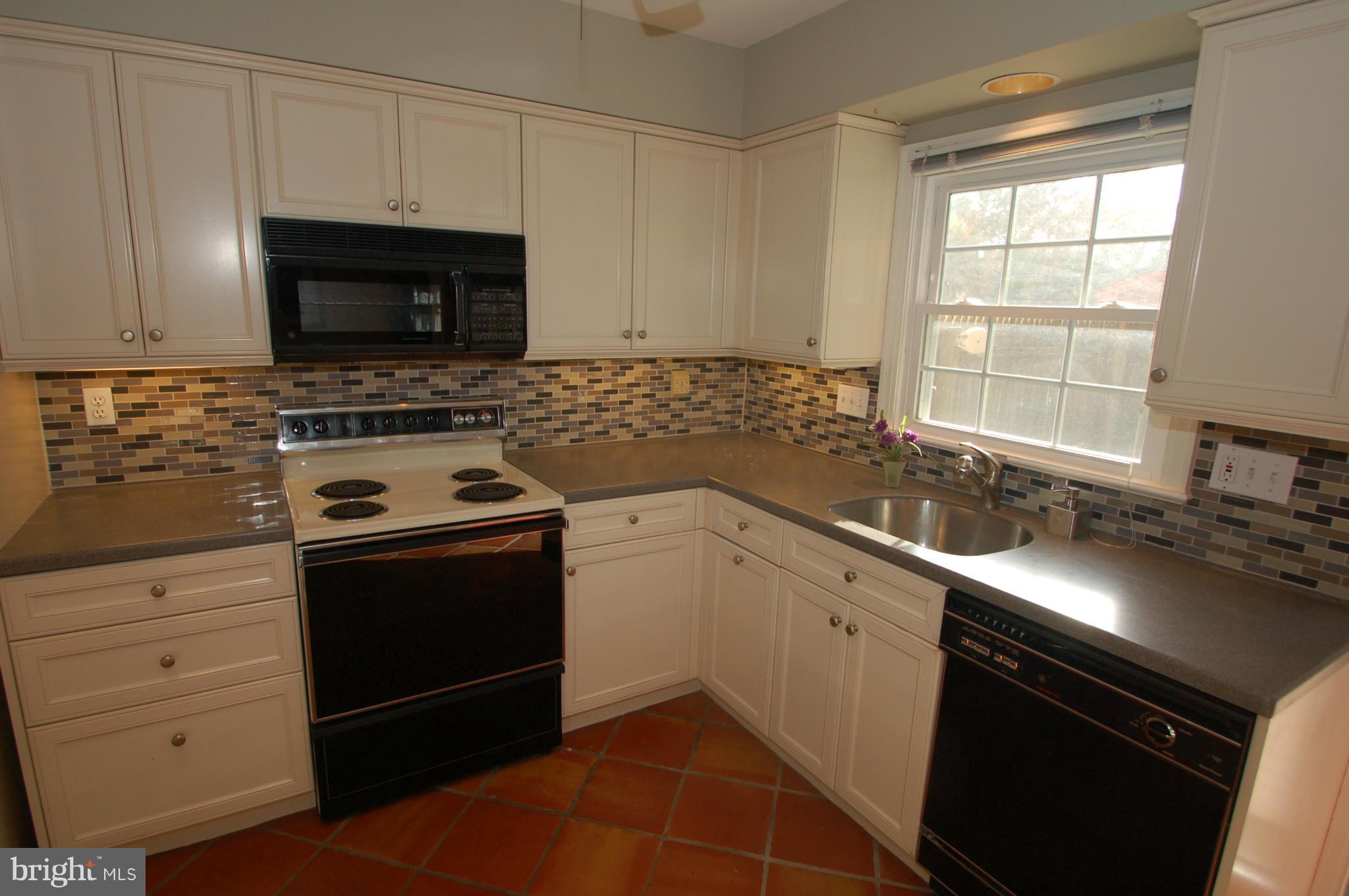 CHARLESTOWN - Residential