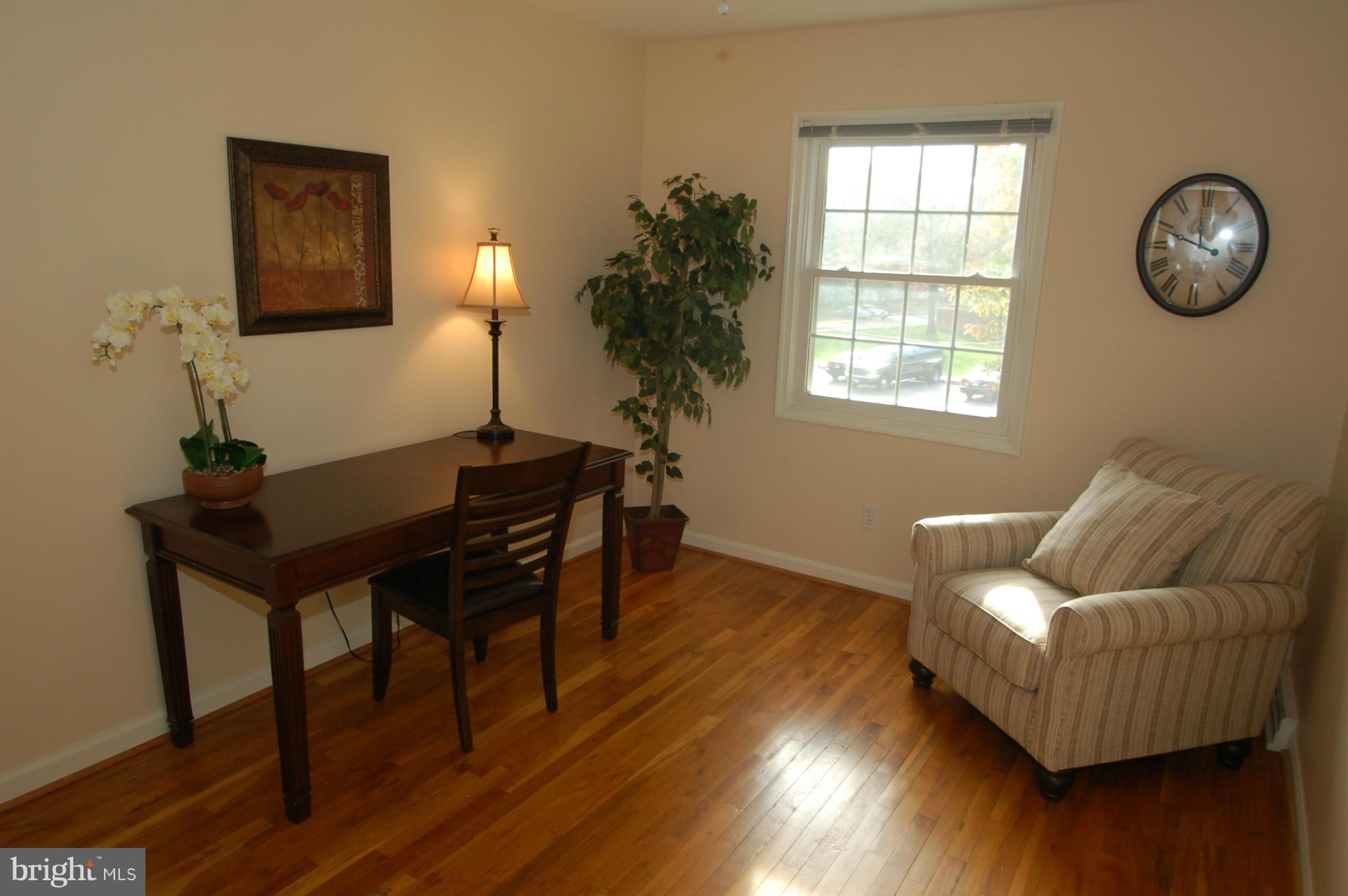 CHARLESTOWN - Residential