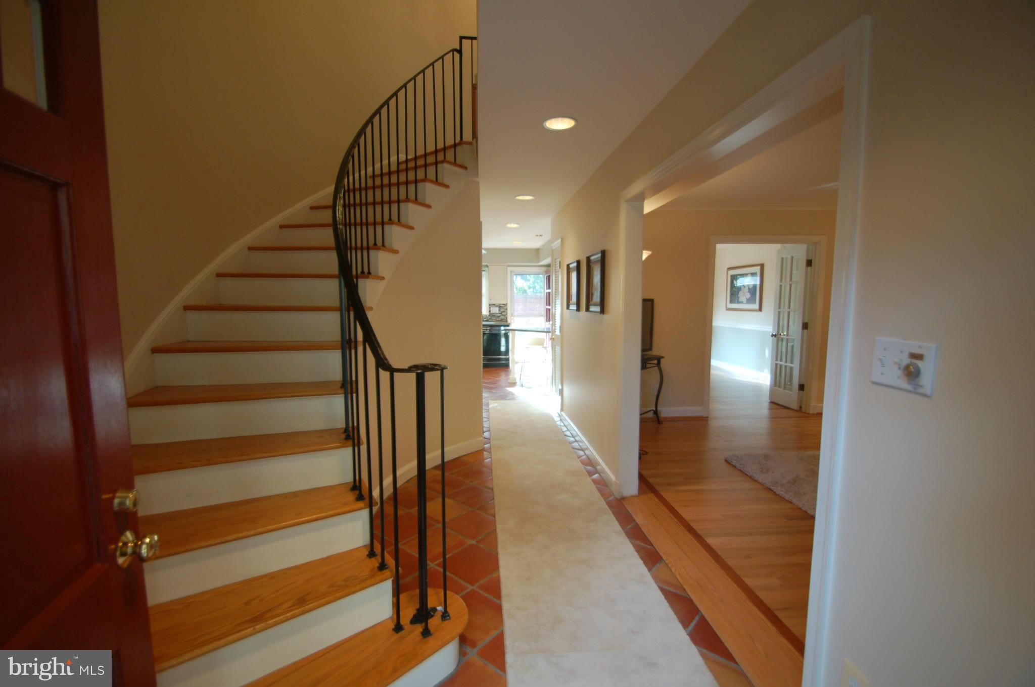 CHARLESTOWN - Residential