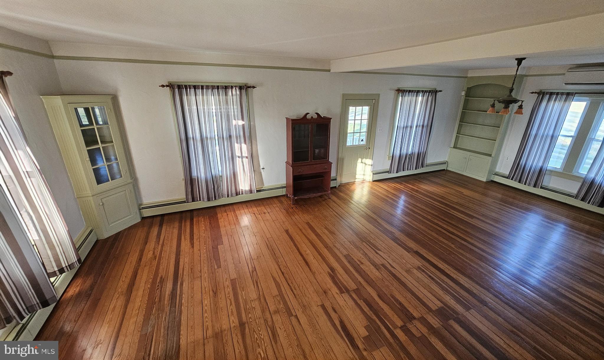 22721 MARSH CREEK ROAD