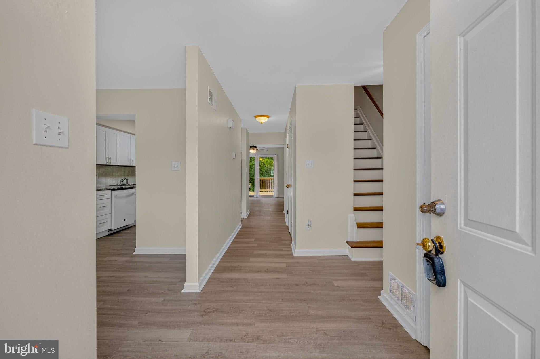 65 W CHESTNUT STREET