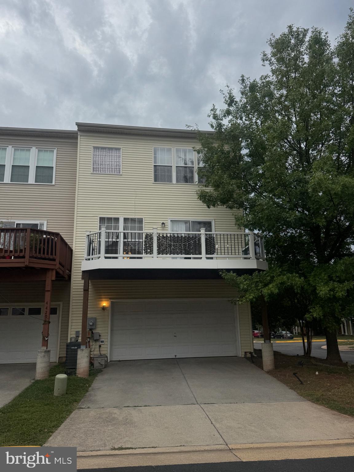 ASHBROOK VILLAGE - Residential Lease