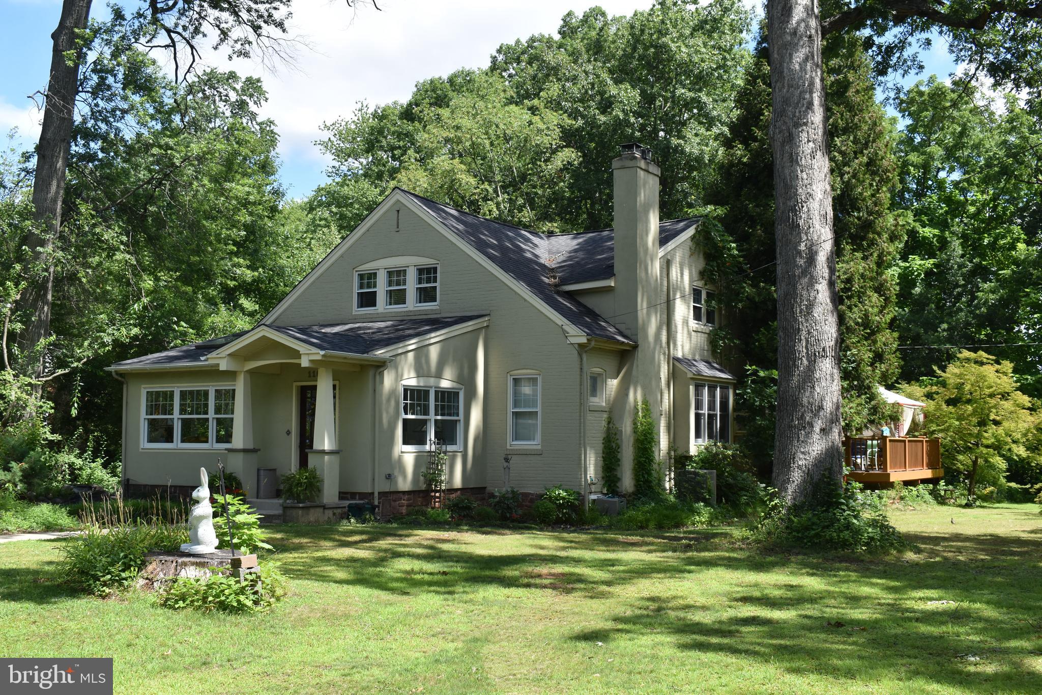 1109 FOREST AVENUE