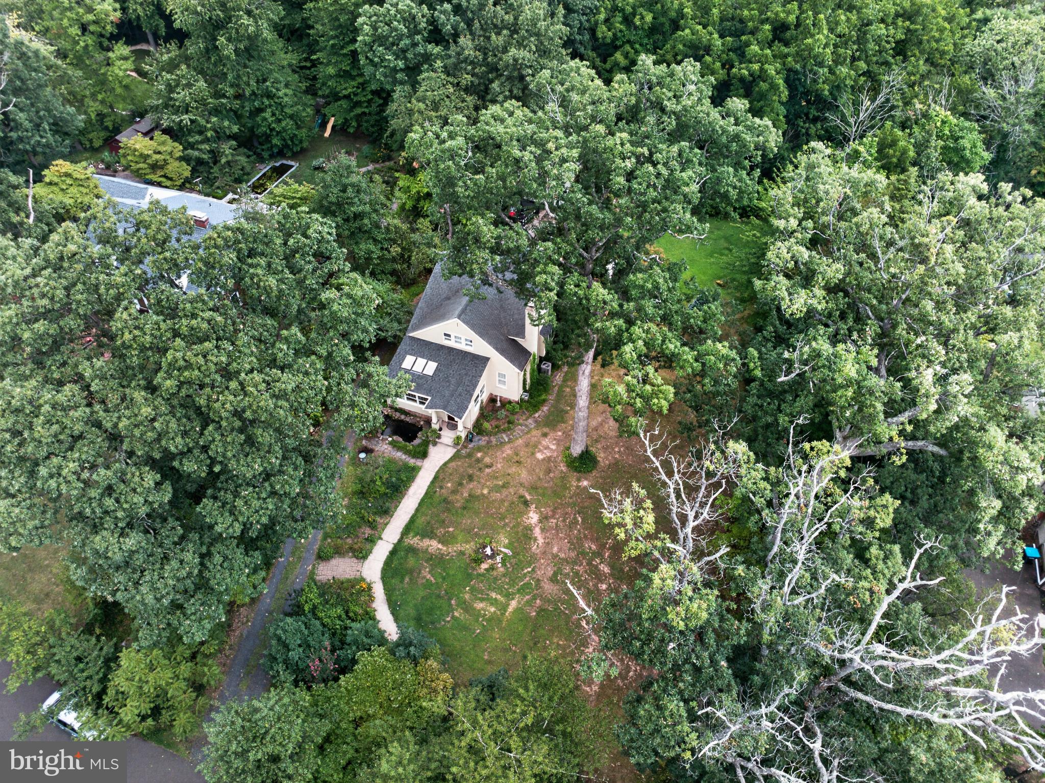 1109 FOREST AVENUE