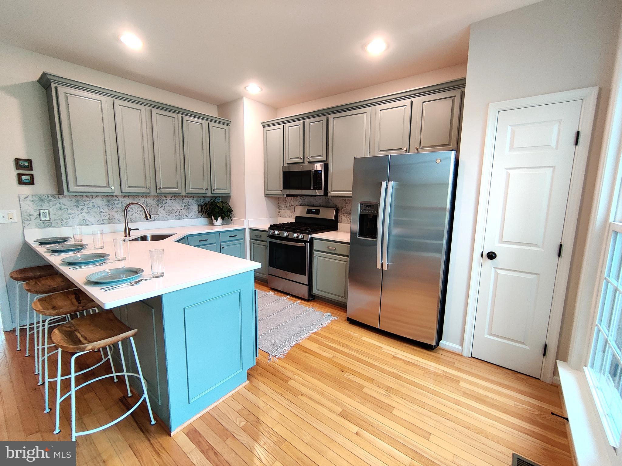 OVERLOOK - Residential Lease