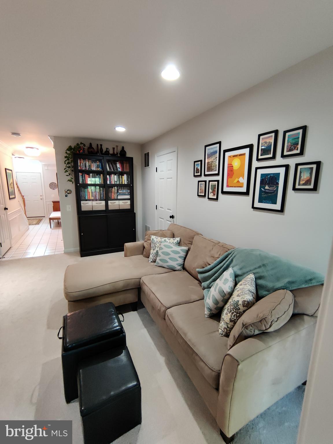 OVERLOOK - Residential Lease