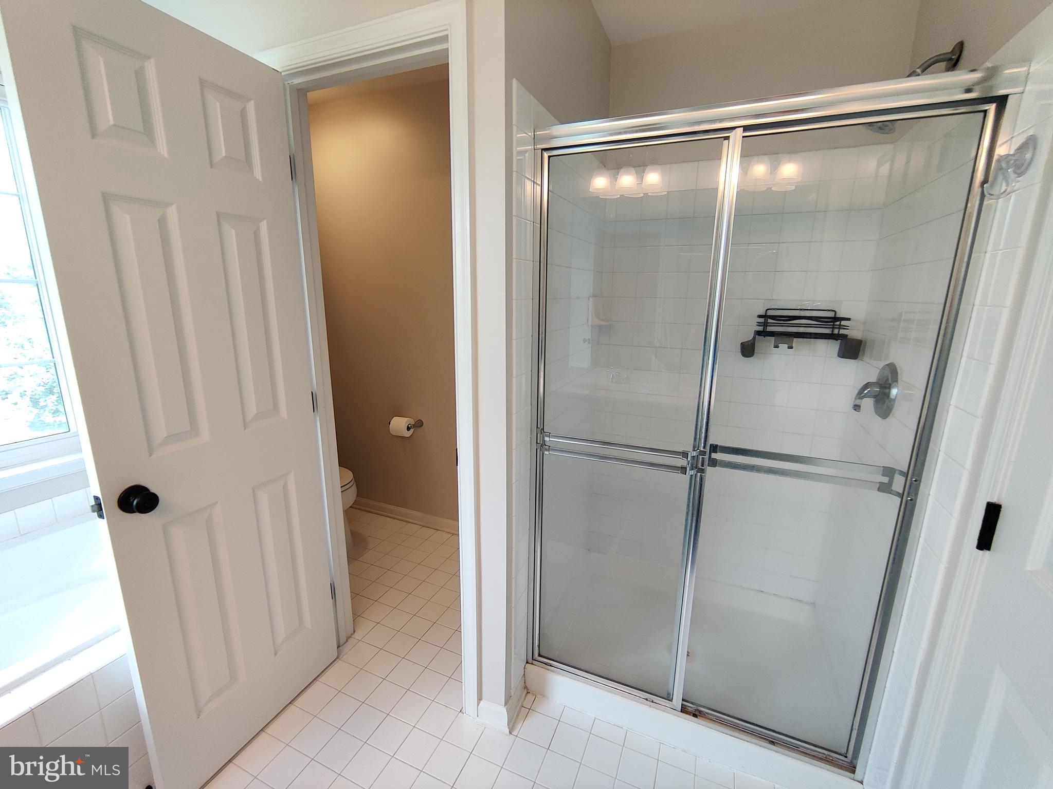 OVERLOOK - Residential Lease