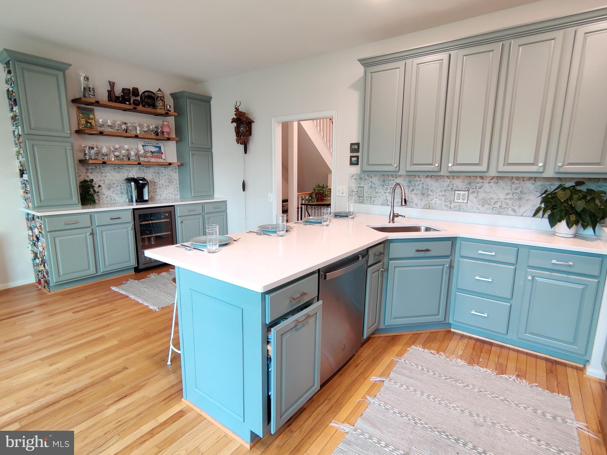 OVERLOOK - Residential Lease